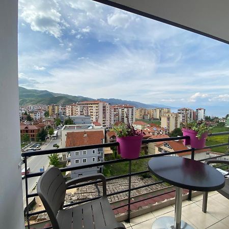 Guest'S Apartament Pogradec Exteriör bild