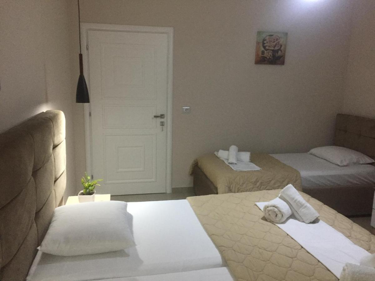 Guest'S Apartament Pogradec Exteriör bild