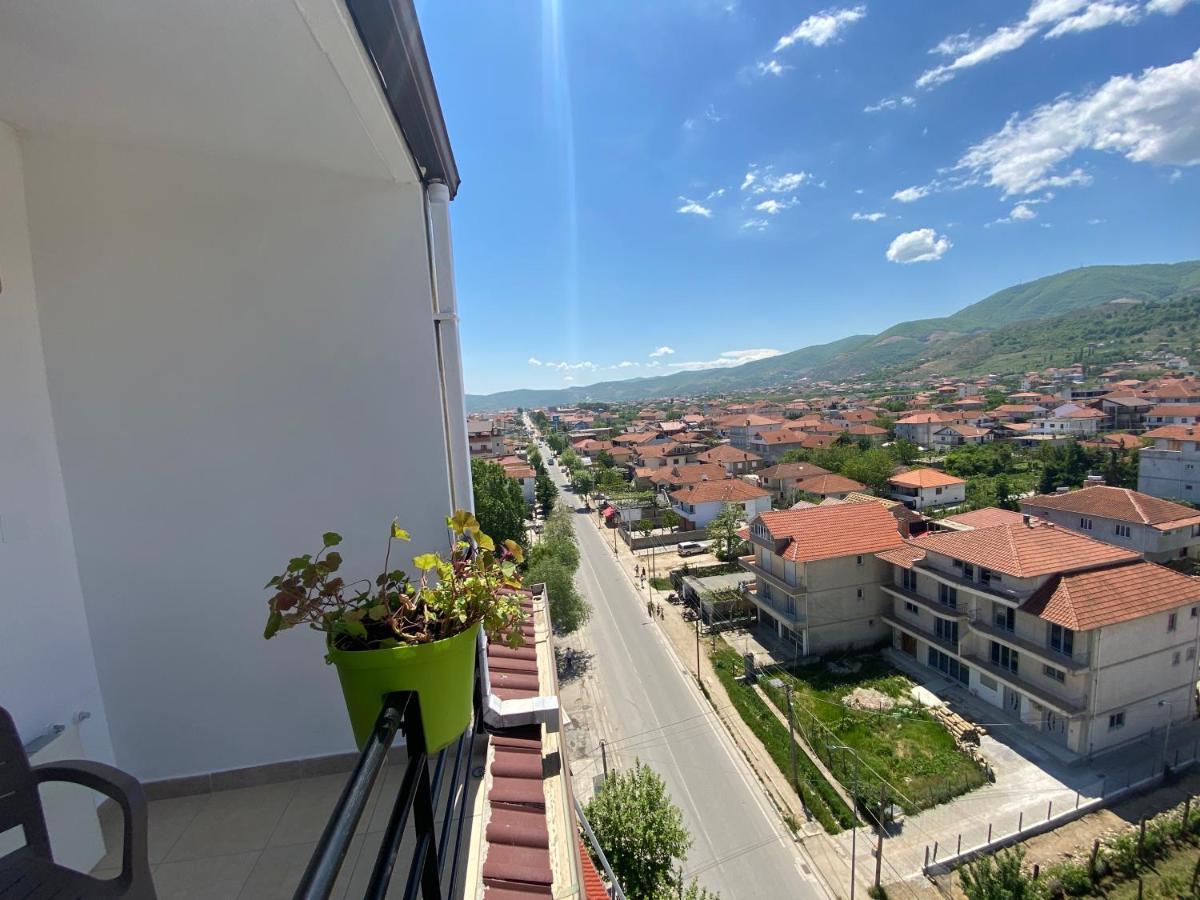 Guest'S Apartament Pogradec Exteriör bild