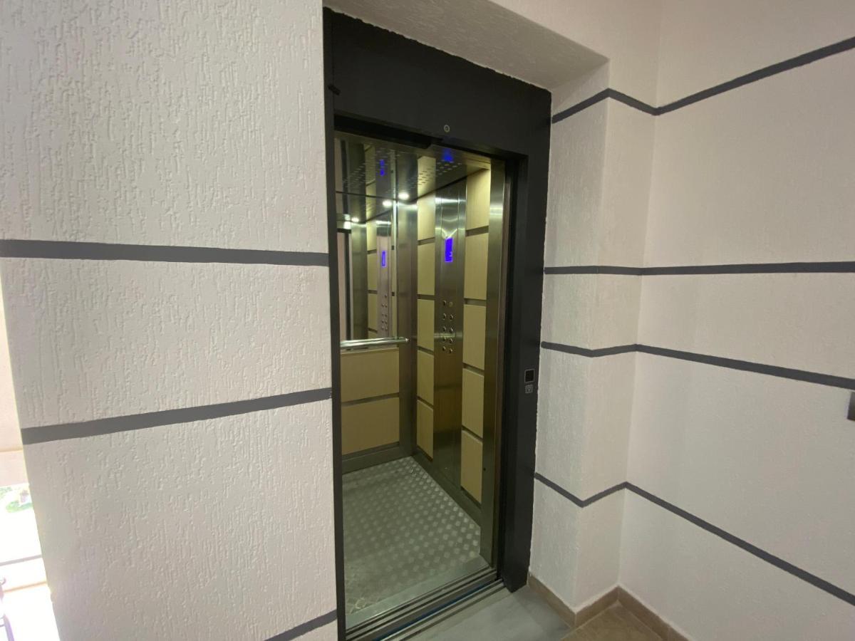 Guest'S Apartament Pogradec Exteriör bild