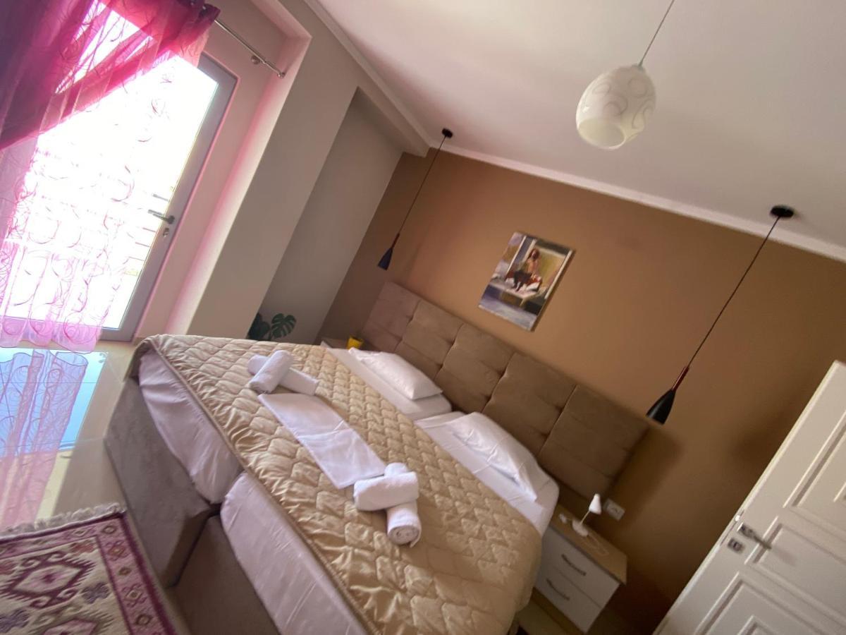 Guest'S Apartament Pogradec Exteriör bild