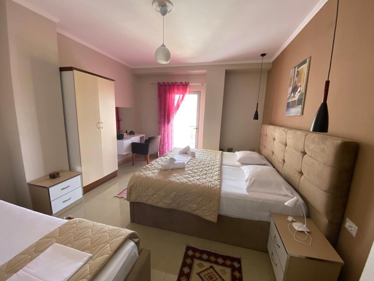 Guest'S Apartament Pogradec Exteriör bild