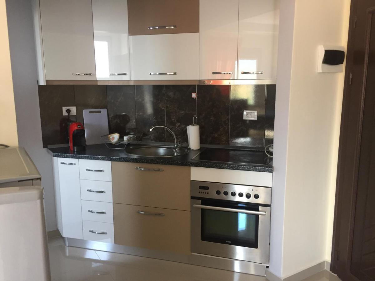 Guest'S Apartament Pogradec Exteriör bild